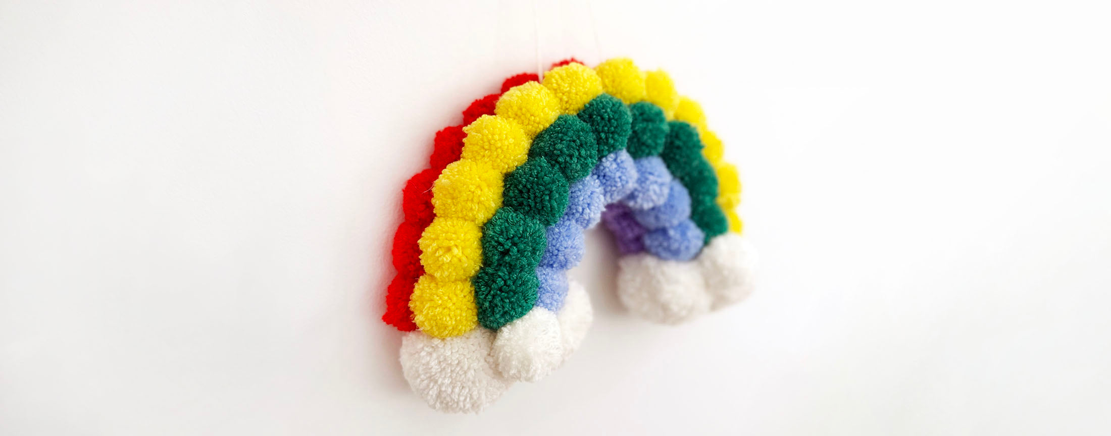 Pom pom mavrica: raziščite barvit svet moje kreacije